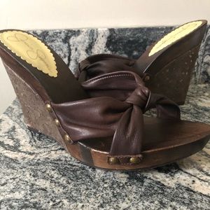Jessica Simpson wedges